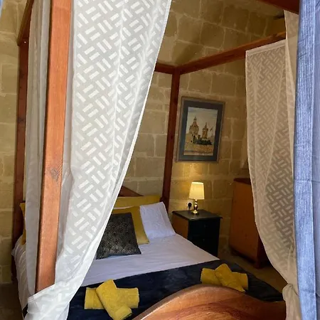 Vilă Haven Farmhouse With Private Pool Għarb