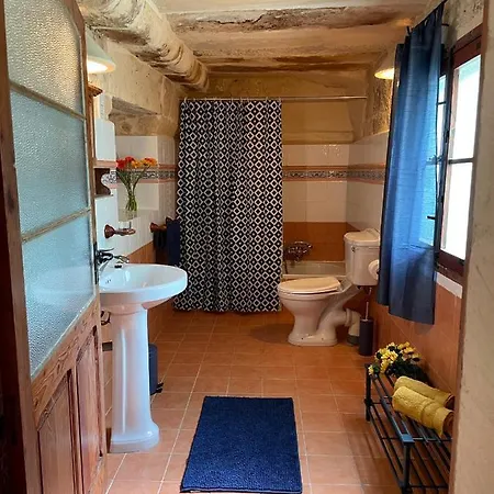 Haven Farmhouse With Private Pool Vilă *